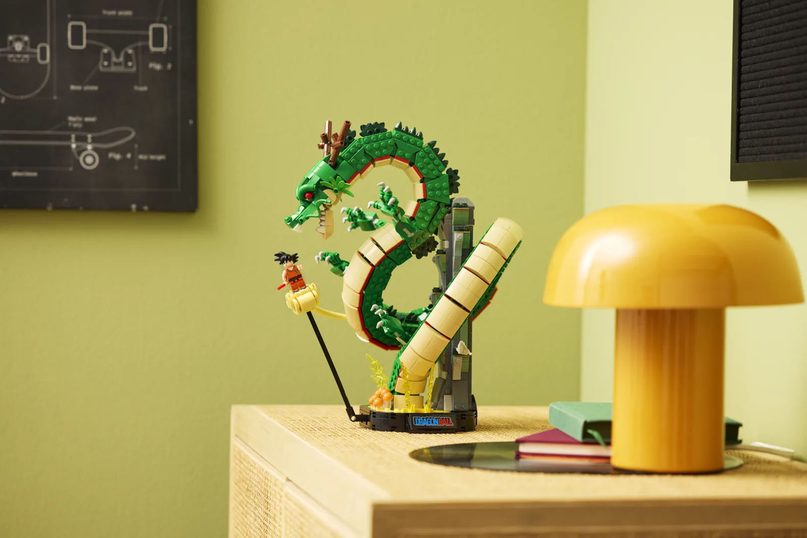 Persfoto van LEGO Dragon Ball: Shenron & Goku